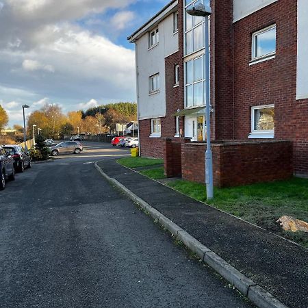 Flat Three, 212 Eaglesham Road, East Kilbride, Glasgow Екстериор снимка