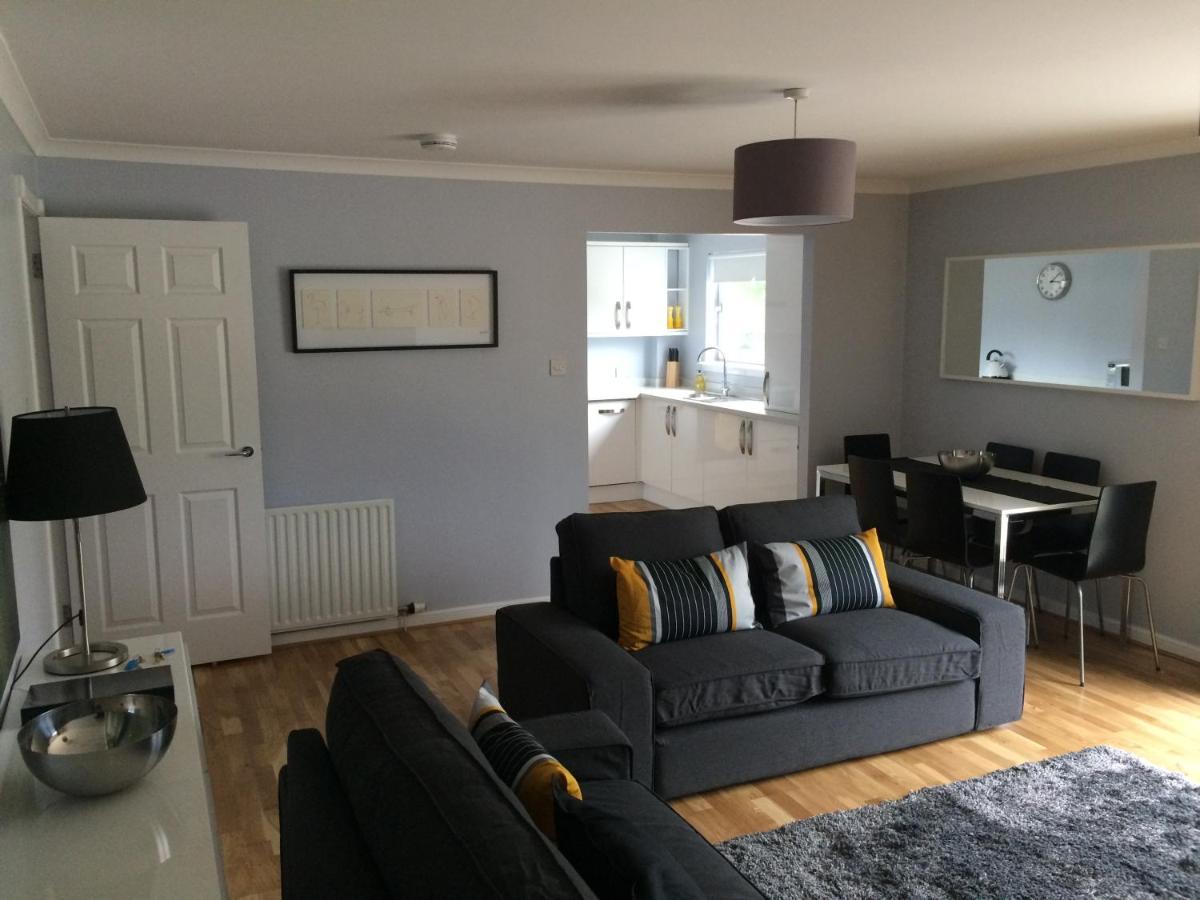 Flat Three, 212 Eaglesham Road, East Kilbride, Glasgow Екстериор снимка