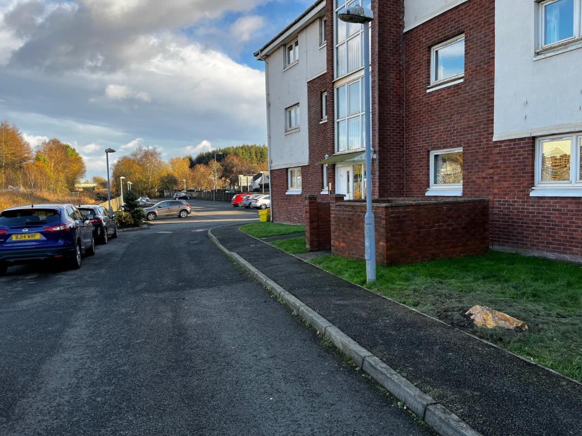 Flat Three, 212 Eaglesham Road, East Kilbride, Glasgow Екстериор снимка